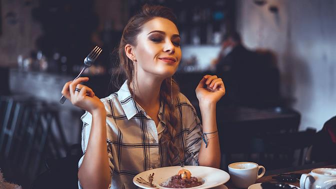 Η τέλεια δουλειά υπάρχει: Θέλεις να πληρώνεσαι για να τρως στα καλύτερα εστιατόρια;