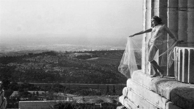 Nelly's: Μια αναδρομική έκθεση για τη σπουδαιότερη Ελληνίδα φωτογράφο στο Μουσείο Μπενάκη