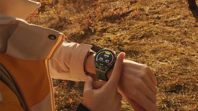 Τα καλύτερα smartwatch ρολόγια έως 150 ευρώ
