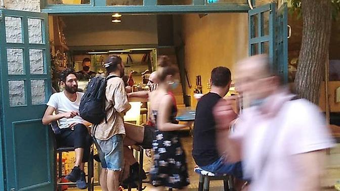 Γιατί πάνε όλοι βόλτα στην Αγίας Ζώνης στην Κυψέλη;