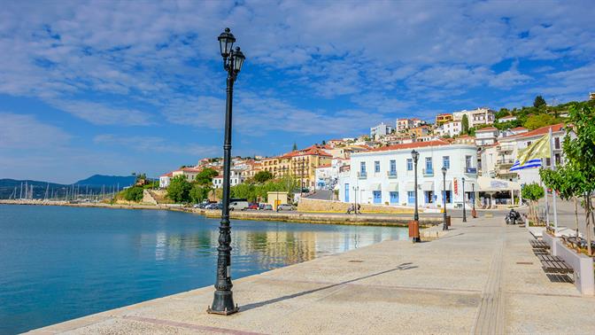 Πύλος: Πελοπόννησος με άρωμα νησιού