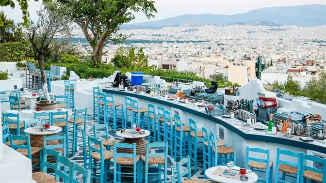 Μέρη στην Αθήνα που θα σε ταξιδέψουν σε νησί