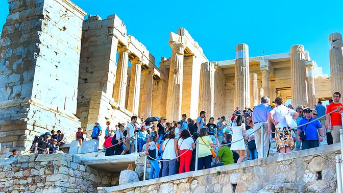 Τι γίνεται με τις ουρές στην Ακρόπολη;