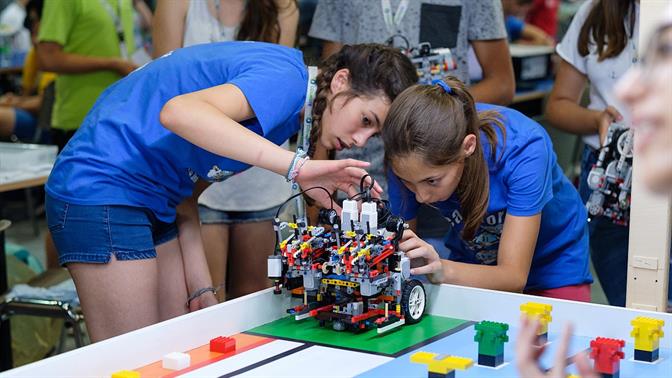 10ος Πανελλήνιος Διαγωνισμός Εκπαιδευτικής Ρομποτικής & STEM