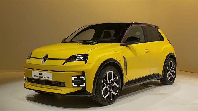 Το Renault 5 E-Tech σπάει τα ταμεία