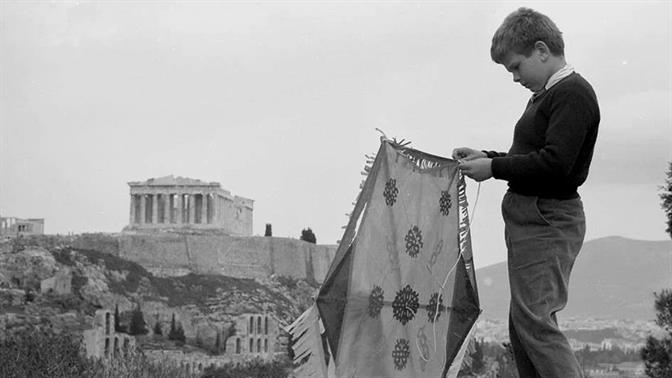 Οι Απόκριες στην παλιά Αθήνα σε ένα νοσταλγικό φωτο-αφιέρωμα