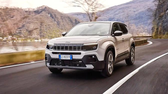 Νέο Jeep Avenger e-Hybrid: Άνεση, απόδοση και οικονομία