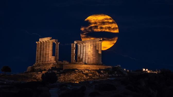 Πού θα δεις την φετινή Πανσέληνο του Αυγούστου
