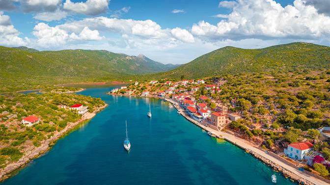 22 εμπειρίες για να ζήσεις την άνοιξη στην Πελοπόννησο