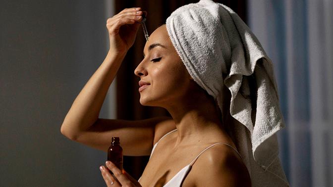 Serum: Η δύναμη της καθημερινής φροντίδας σε μια σταγόνα