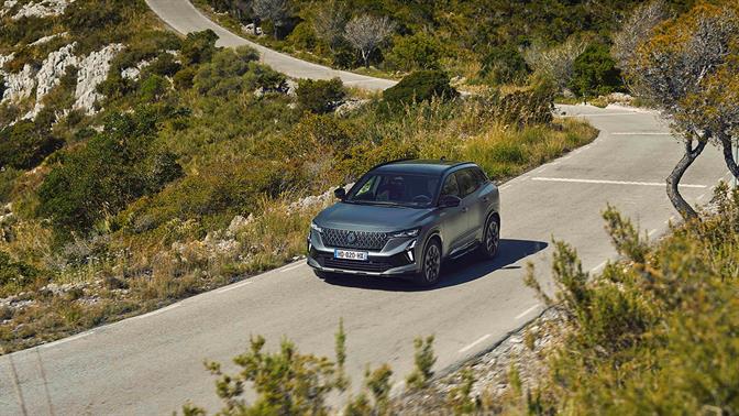 Το ανανεωμένο Renault Austral προάγει την ασφάλεια
