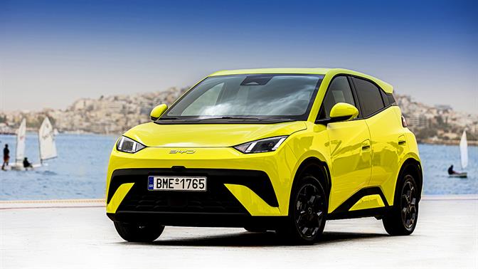 Η BYD επιχειρεί να συντρίψει την Tesla στην Κίνα
