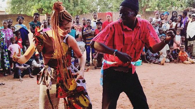 Βασιλική Μαυρίδη, γιατί το African Voices Festival είναι ένα «afo» προς όλα τα plasmata της πόλης;