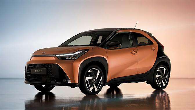 Το ανανεωμένο αυτοφορτιζόμενο υβριδικό Toyota Aygo X θα είναι το πιο καθαρό αυτοκίνητο της Ευρώπης!