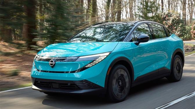 Το νέο Nissan Leaf αναβαθμίζει την ηλεκτροκίνηση