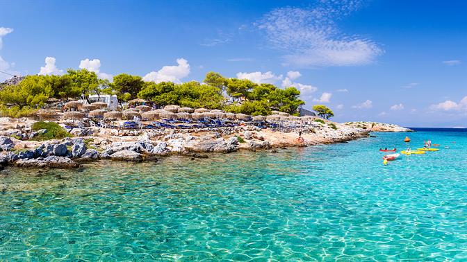 Ρίξαμε και φέτος Αγκίστρι στο νησάκι του Σαρωνικού