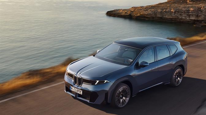 Προκαλούν οι ψηφιακές λειτουργίες της νέας BMW iX3!