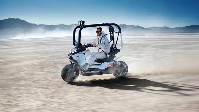 BMW Motorrad Vision CE: Οδηγείται χωρίς το κράνος