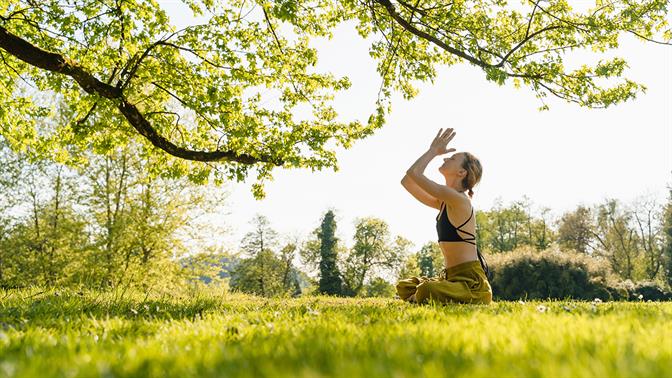 Breathwork: Η νέα τάση ευεξίας που βασίζεται στην αναπνοή