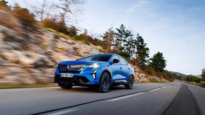 Με 300 ίππους το νέο Renault Rafale Hyper Hybrid E-Tech 4x4