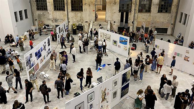 Το Platforms Project 2025 φέρνει δωρεάν σπουδαία τέχνη στο Καπνεργοστάσιο
