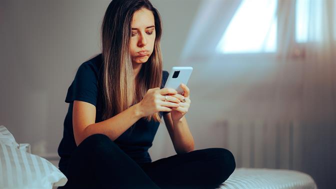 Γιατί δεν βλέπεις πια post φίλων σου στα social;
