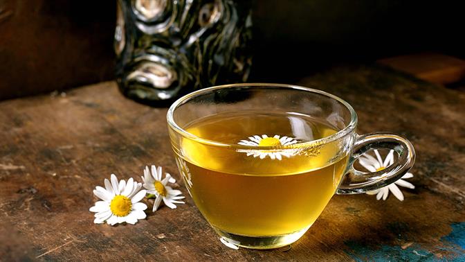 Ροφήματα για καλύτερο ύπνο: Ό,τι χρειάζεσαι για να κοιμάσαι βαθιά και γαλήνια