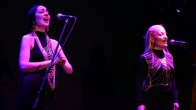 Roots & Rituals: Ελένη και Σουζάνα Βουγιουκλή στο Theatre of the No