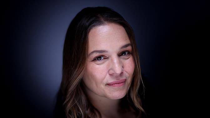 Σοφία Πάσχου, πώς είναι να σκηνοθετείς Ζήση Ρούμπο;