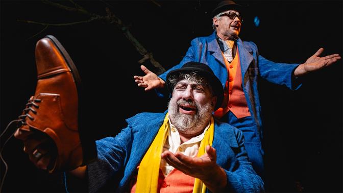 Killing Godot: Μια μαύρη κωμωδία για την πιο φωτεινή μας αυταπάτη