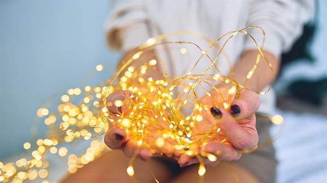 Γιατί μας αρέσουν τα χριστουγεννιάτικα φωτάκια;