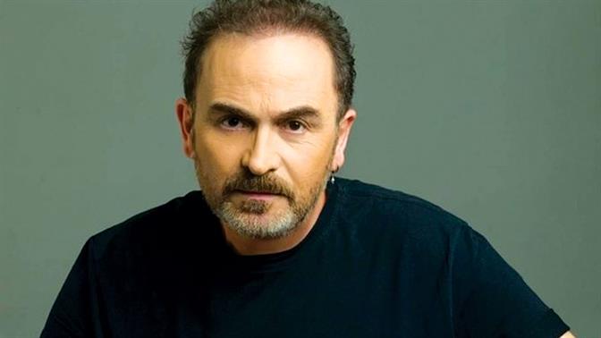 Ε. Σερέτη: «Είχα τρομερό πονοκέφαλο και ο Γονίδης με άγγιξε στο μέτωπο και μου πέρασε»