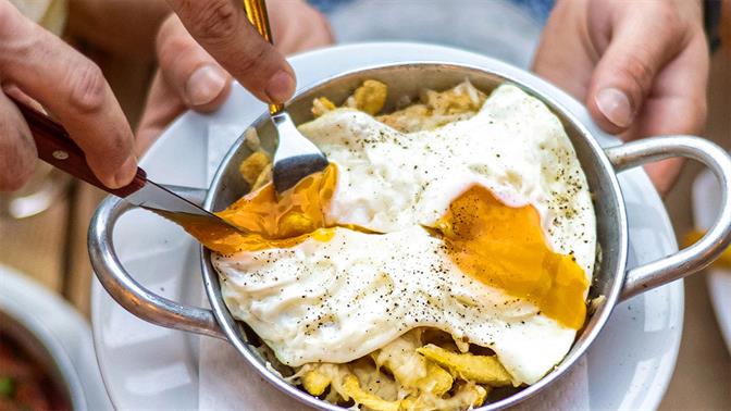 Μεζεδοπωλεία στα Πετράλωνα: Στέκια που αγαπάμε