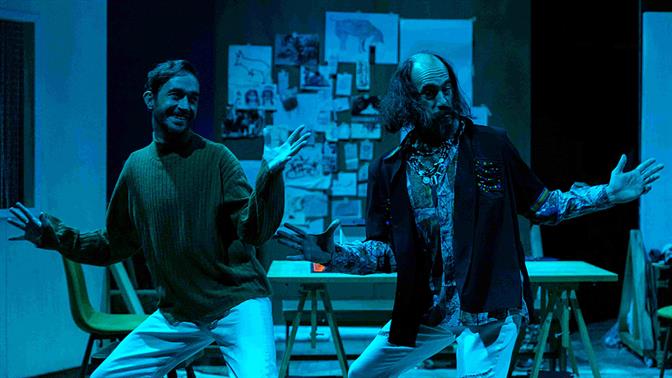 10 θεατρικές παραστάσεις για να δεις μέσα στις γιορτές