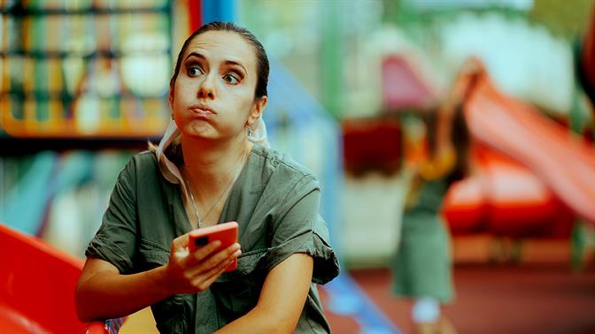 Πολιτισμική κόπωση: Όταν νιώθεις ότι έχεις δει, ακούσει και μάθει τα πάντα