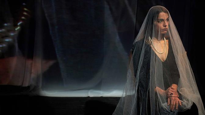 Λίγεια του Έντγκαρ Άλλαν Πόε στο Θέατρο Arroyo