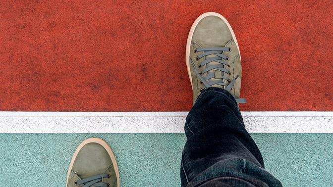 Ο μύθος του «καθαρού ξεκινήματος»: Γιατί δεν ξεκινάμε ποτέ από το μηδέν (και γιατί αυτό είναι καλό)