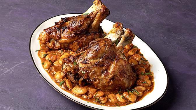 Συνταγές στη γάστρα: Τρία χορταστικά πιάτα για αργό ψήσιμο