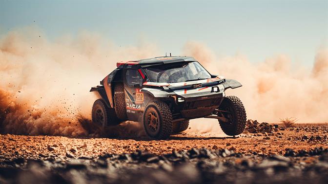 Οι Nasser Al-Attiyah και Fabian Lurquin οδηγώντας Dacia Sandrider κατέκτησαν το 48ο Ράλι Ντακάρ