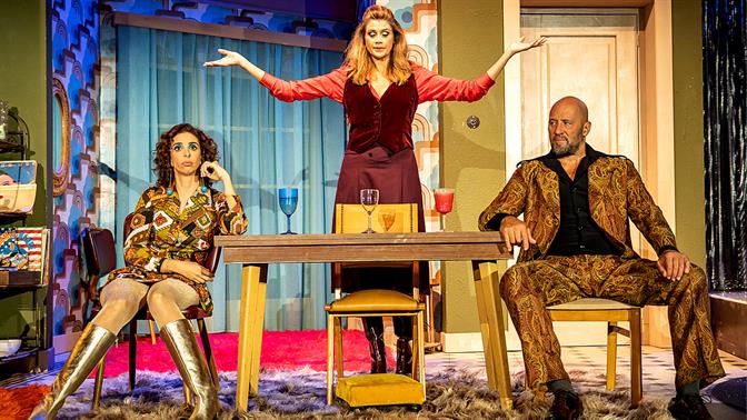 8 θεατρικές κωμωδίες για να σκάσει το χειλάκι σου