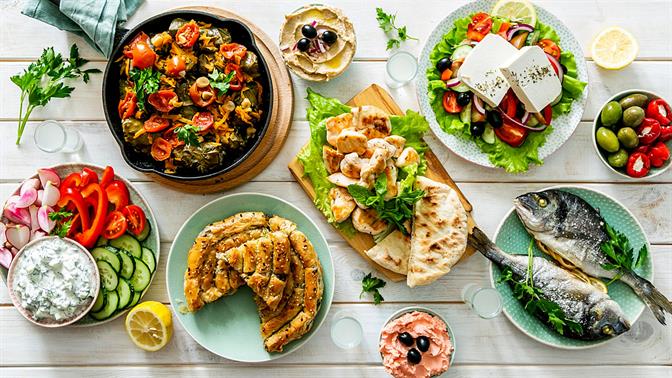 Τσιπουράκι με μεζέ μέχρι 20€: Τα καλύτερα της Αθήνας