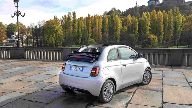 Συντήρηση ηλιοροφής αυτοκινήτου: Τι να προσέξεις