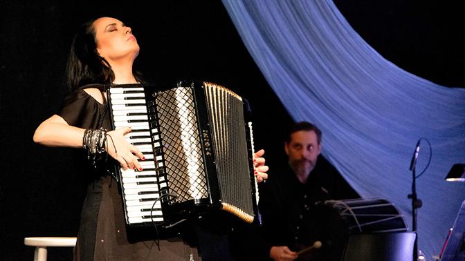 Η ωραία Ελένη στην κοιλάδα των νεκρών ερώτων: Μουσικοθεατρική παράσταση στο Θέατρο Radar