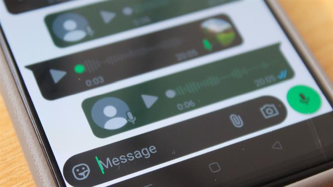 Ψηφιακή ευγένεια: Οι άγραφοι κανόνες του chat και των social media σήμερα