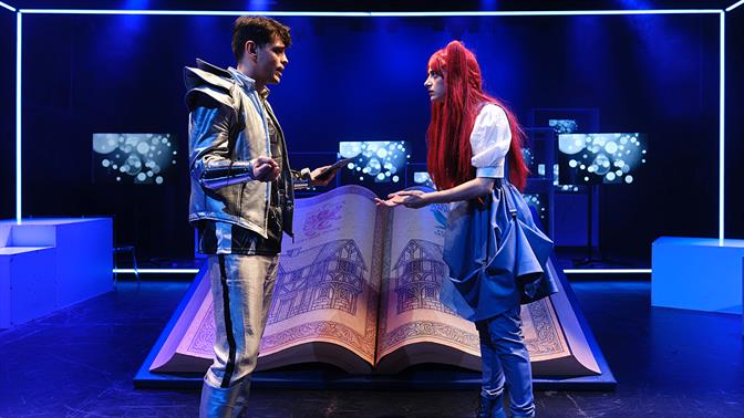 Ελίζα: Ίσως η καλύτερη φετινή παιδική παράσταση ανεβαίνει στο Πόρτα