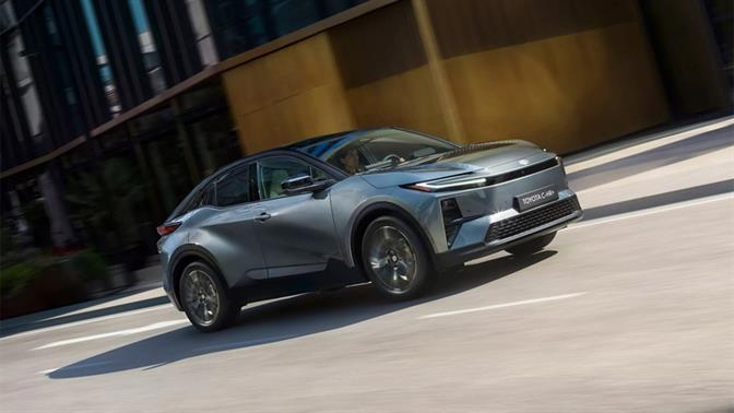 Οι Ιάπωνες εξασφάλισαν ανώτερη εμπειρία οδήγησης στο νέο αμιγώς ηλεκτρικό Toyota C-HR+