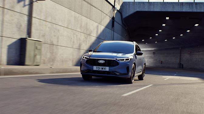 Hands-free οδήγηση στον αυτοκινητόδρομο με τα κορυφαία Ford Kuga και Ford Puma