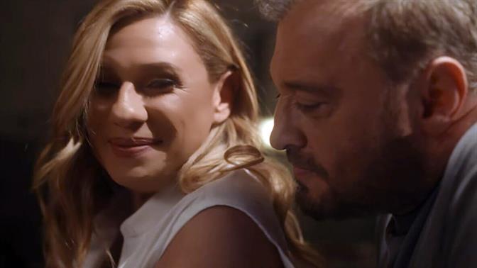 Χάμος με τη νέα διαφήμιση των Jumbo με Φερεντίνο και Καραβάτου (βίντεο)