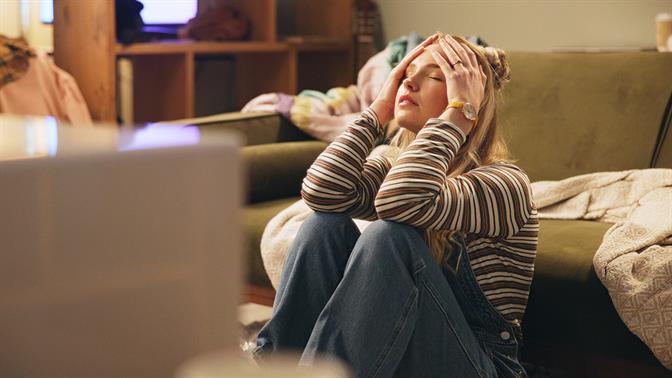 Πώς θα καταλάβεις ότι το άγχος σου λέει ψέματα