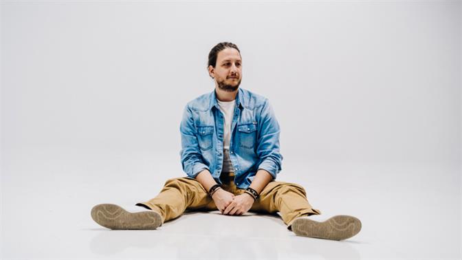 Ο Χάρης Νικολαΐδης στο Caja De Musica